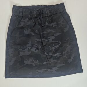 Hillary Radley Mini Skirt Womens Small‎ Black Camo Elastic Waist Festival Wear